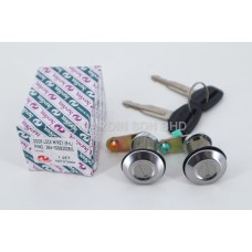 Toyota Corolla KE70 / KE75 80-83 / Hilux RN20/25/RN30/40 72-84 / Cressida RX30/60 78-84 Door Lock with Key